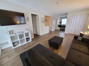 Cozy 2 Bdrm Condo walking distance to Weirs Beach - Image 3
