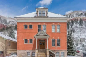 Miners Union 7 Downtown Condo w Mountain Views 1Br 1Ba Sleeps 2 - Image 2