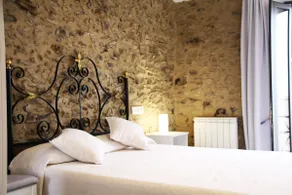 3-bedroom cottage in the Alt Empordà - Image 3