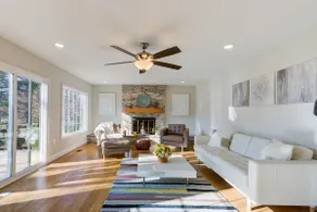 Sunset Point 4 Bedroom Home by D&R canal - Image 4