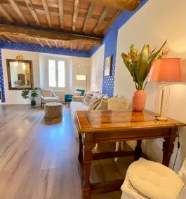 Tuscany Design Apartment - Image 5