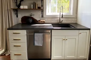 Pet Friendly, Cozy & Curated Designer Guesthouse - Image 3
