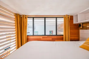 Hyper center, 50 m from the beach, Air conditioning and parking - Image 3