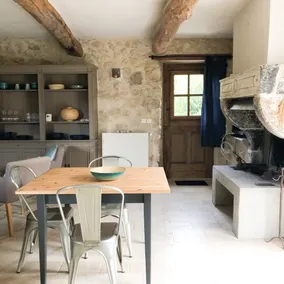 Charming sheepfold in Drôme at 500 m elevation - Image 4