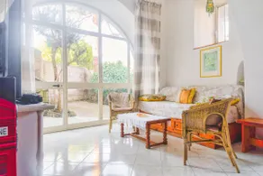 Apartment in green Ischitana tuff stone, Forio - Image 3