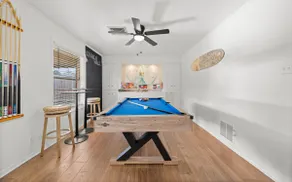 King Bed+Pool Table+Arcade+BBQ+Gym+Pancakes+Coffee - Image 4