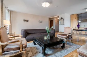 Domillion 2bdr old town apt w views, parking A127 - Image 4