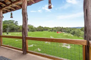 Boerne Mountain Retreat - Image 4