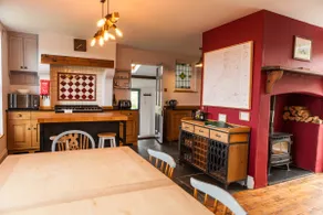 Farmhouse with Sea Views - walk to the beach! - Image 3