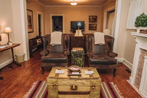 The Paddock at 1208 - Simplicity, Style & Comfort - Image 3