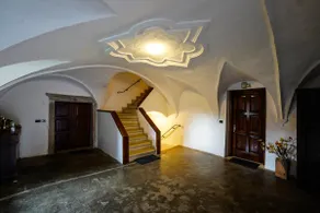 Vacations in historic homes - Image 3