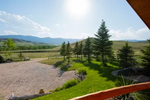 Secluded Mtn View Cabin near Buffalo - Image 3