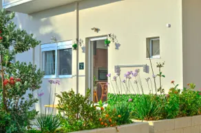 Mpoulakis Apt 64 con una piscina intorno nella posizione più comoda - Image 3