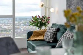 Luxurious Spacious 2Bed Suites Skyline River Views by Canary Wharf - Image 3