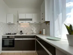 Balaton City Apartment - Image 4