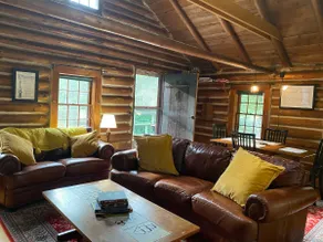 Jackson Swimmers Retreat | Cozy Log Cabin Escape - Image 5