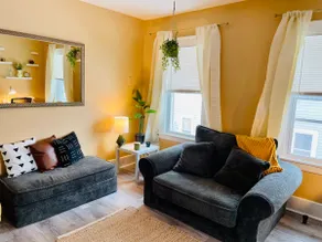 Cozy Corner, stylish 1bed near Navy Base! - Image 2