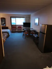 126 Ski, Sled, Snowboard Condos - Image 4