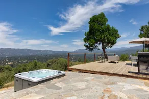 Serene Retreat - Hot tub/game room/views/EV - Image 3