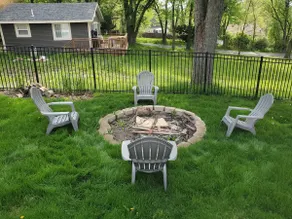 3BR Home w/ Hot Tub 1.5 blocks from Lake Como - Image 4