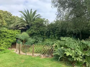 Renovated family home with enclosed garden - Image 5