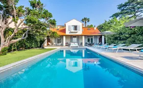 Close to Beach and Center. Renovated villa with SEA VIEW - Image 2
