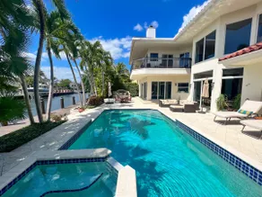 Luxurious Delray Beach Waterfront Pool Home with VIP Beach Passes! Pet Friendly! - Image 4