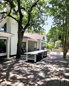Lap Pool, 1+ Acre, 4 Bedroom Oasis in S. Austin - Image 3