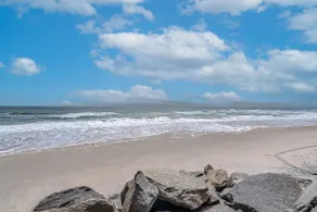 A Wave From It All - Carolina Beach Condo - Image 4