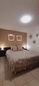 Mini villa, sleeps 4, with pool, walking distance to the beach - Image 4