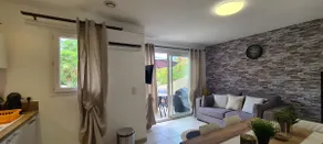 Mini villa, sleeps 4, with pool, walking distance to the beach - Image 2