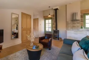 Quiet 4* cottage with meadow view - Image 2