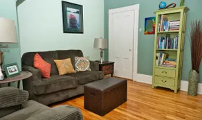 Victorian Duplex in a Historic Residential Area - Image 4