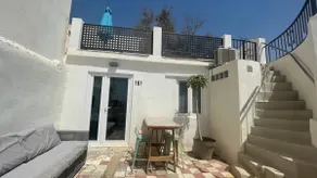 Ronnies Beach House, dejligt 2 værelses hus med en stor tagterrasse med fantastisk havudsigt - Image 2