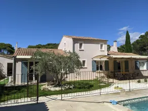 La Jolivette Villa with pool at the foot of the Luberon - Image 4