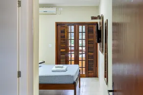 Guesthouse, Double Suite 1 - Image 5