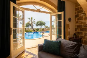 Relax at Gozo's Bebbuxa Farmhouse: Pool & BBQ - Image 3