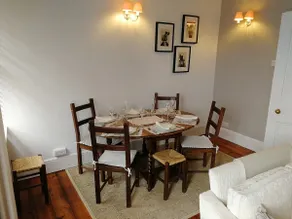 Gorgeous 3 bedroom home opposite beach. ! - Image 4