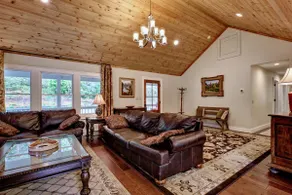 Lake House - Image 2