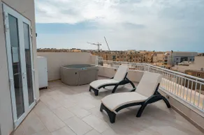 The Willows Luxury Penthouse  - Image 4