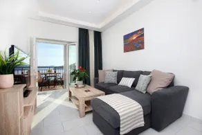 Giannis sea-view apartment - Image 2