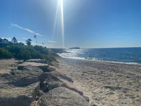 Cozy Mattapoisett Cottage Footsteps to the Beach - Image 3