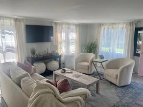 Cozy Mattapoisett Cottage Footsteps to the Beach - Image 5