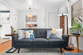 5 Bedroom House with Crib - Walk to Downtown Littleton! - Image 4