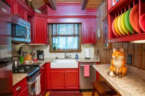 Fox Hill Cabin - Image 4
