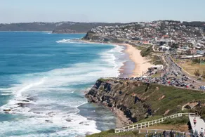 Darby Street Retreat | Walk to beach & Cafes - Image 3