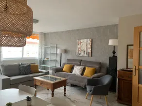 Spacious and bright apartment next to the beach - Image 4