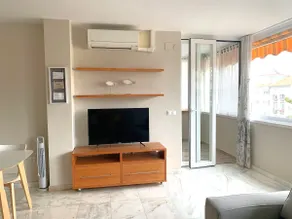 Spacious and bright apartment next to the beach - Image 5