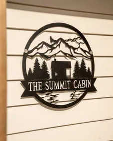 The Summit Cabin - Image 2