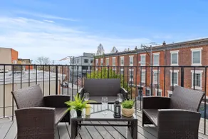 1-BR Modern Apt-Skyview downtown - Private Rooftop - Image 5